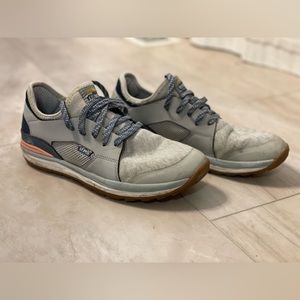 ✨Sold✨Lems women’s Mesa Size 10